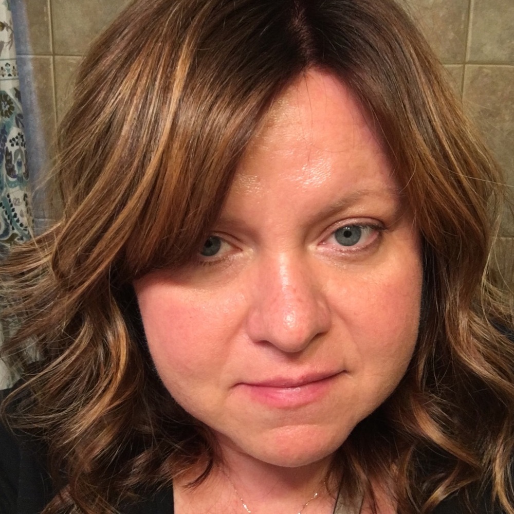 Meet your Posher, Monique